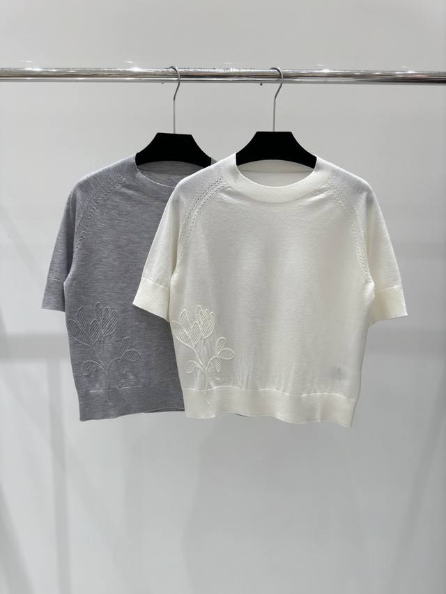 Chloe家 春夏经典款 重工刺绣新中式针织短袖 颜色 白色 灰色 尺码 36.38.40