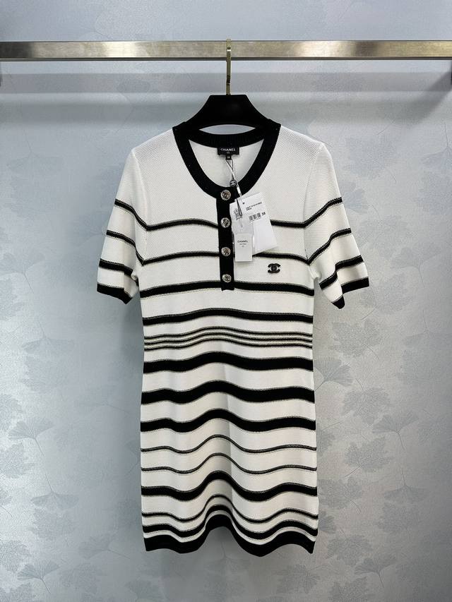 Chane*夏季新款针织连衣裙 经典黑白条纹元素凸显高级感是时髦 背心裙特被适合夏季搭配 1色3码sml