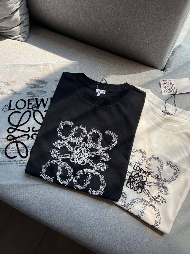 Loewe刺绣短袖t恤 颜色：黑色 白色 尺码：Sml