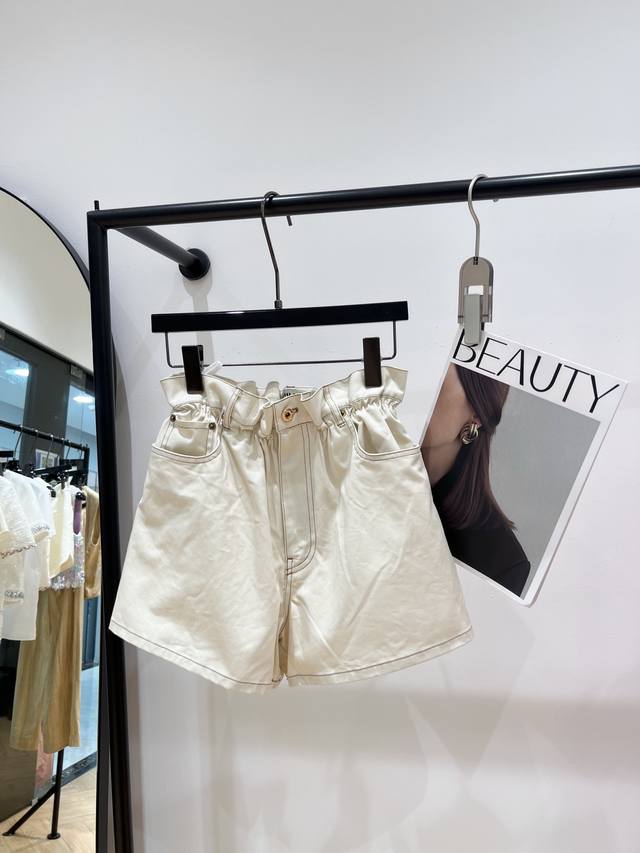 Miumi* 2024夏季新款花苞短裤，原版开发，俏皮可爱，少女风，Sml