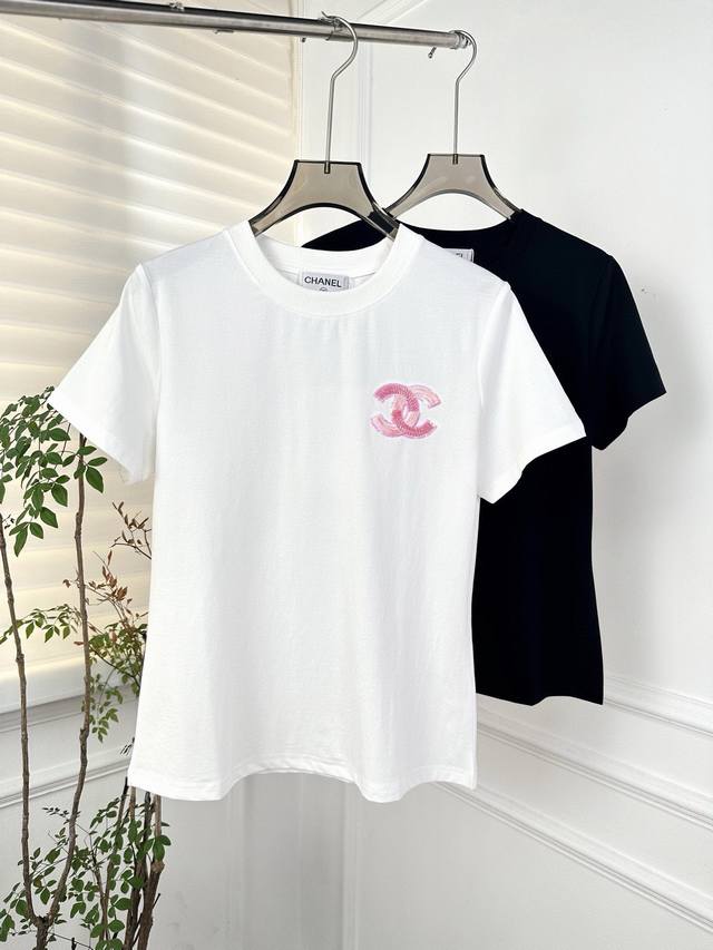 24Ss春夏新款！珠片logo短袖t恤、小版本，上身随意慵懒 高品质 Sml