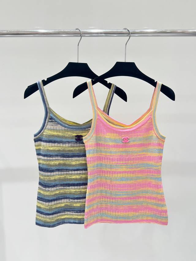 Chan小香 春夏新款 彩虹条纹针织吊带背心，颜色：粉色 蓝色，尺码：36.38.40。