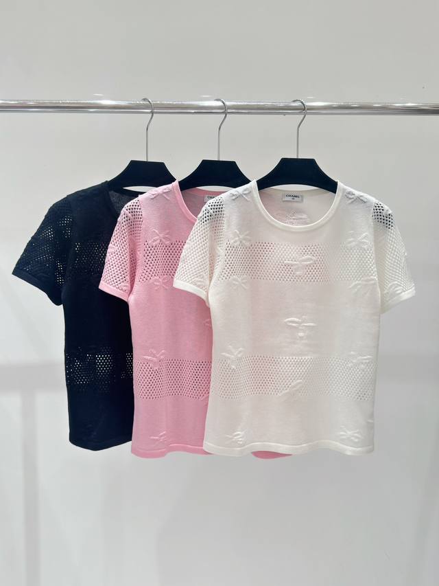 Chan小香 春夏新款 镂空蝴蝶结提花针织短袖，颜色：黑色 白色 粉色，尺码：36.38.40。