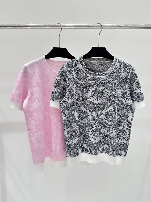 Dio春夏新款 太阳神图案提花针织短袖，颜色：粉色 黑色，尺码：36.38.40。