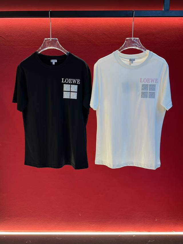 Lowe 串珠刺绣 T恤，白色，黑色， S M L现货