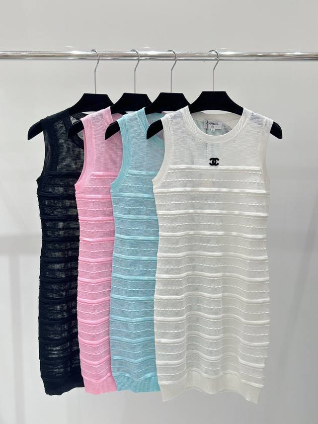 Ch家 春夏新款 双c条纹透视针织背心连衣裙 颜色：白色 黑色 粉色 蓝色 尺码：36.38.40