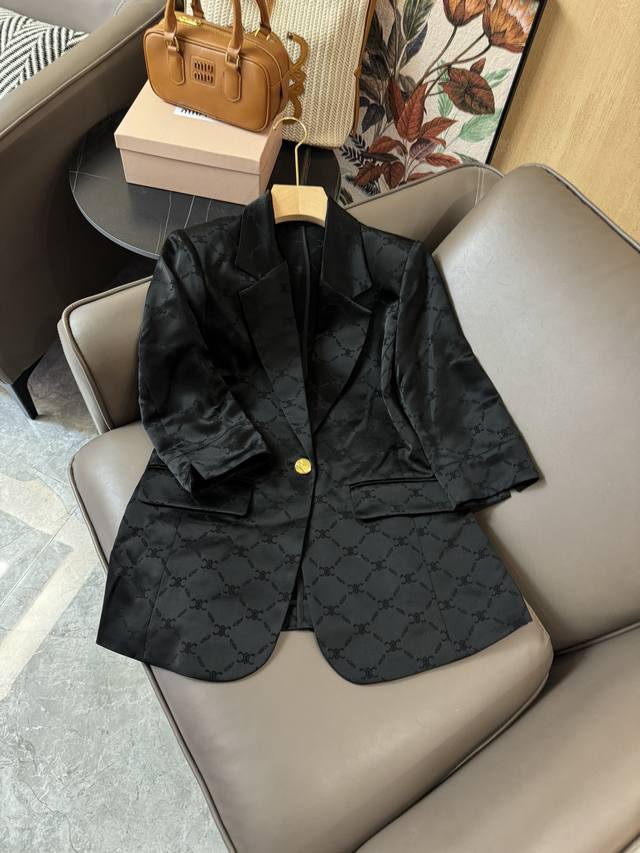 Hxz028#新款西装外套 Celien 凯旋门金色扣 七分袖醋酸提花西装外套 黑色 白色 Smlxl