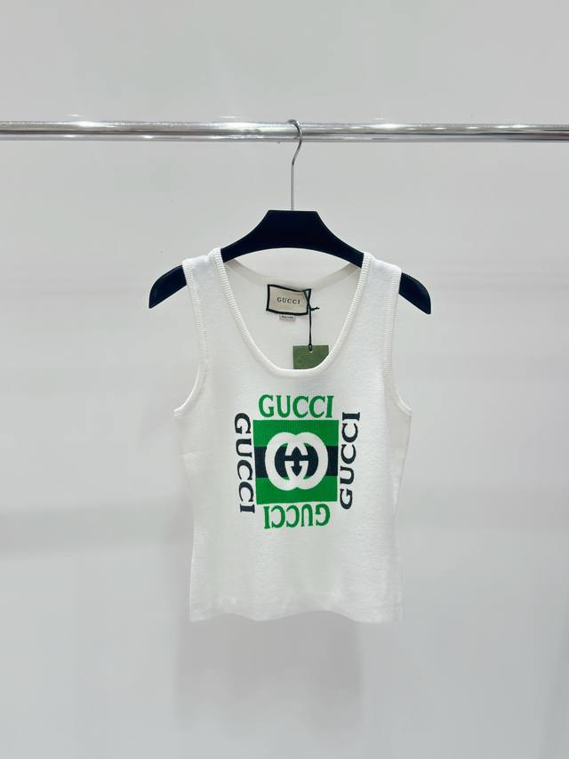 Gucc春夏新款 经典字母提花针织短袖背心，颜色：白色，尺码：36.38.40。
