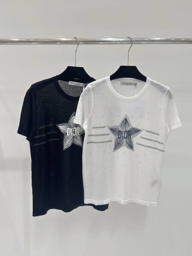 D家 春夏新款 烫钻星星刺绣针织圆领短袖 颜色：白色 黑色 尺码：36.38.40