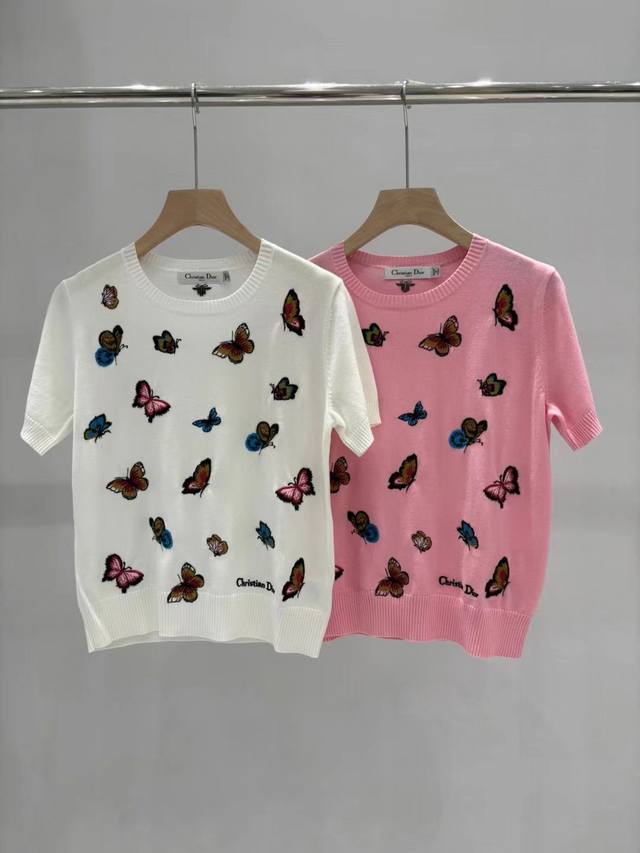 上新 Dior 24夏季新款 刺绣蝴蝶图案针织短袖上衣 码数：36、38、40