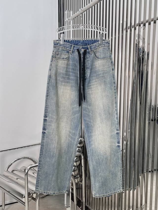 新款！最新ba 24New 绑带洗水做旧牛仔裤。尺码：Sml。
