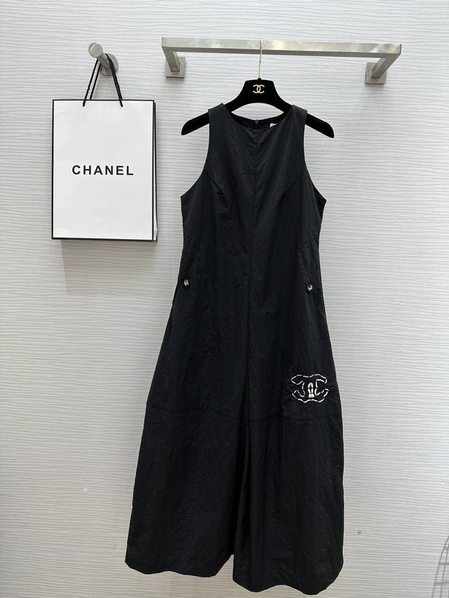 Chane2Ss中古刺绣背心式连衣裙 超级时髦显瘦 高品质定制 现货首发size：36 38 40 M码胸围：88，衣长：131