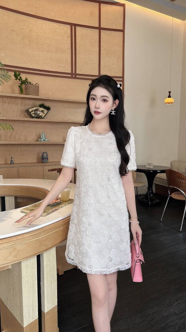 夏季新款法式小众设计白色蕾丝高级感小个子显高仙气连衣裙 白色 Smlxl