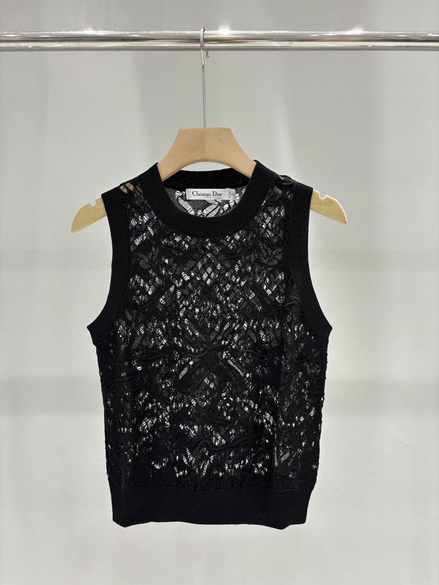上新高版本 Dior 24早秋新款 镂空工艺无袖针织背心 码数：36、38、40