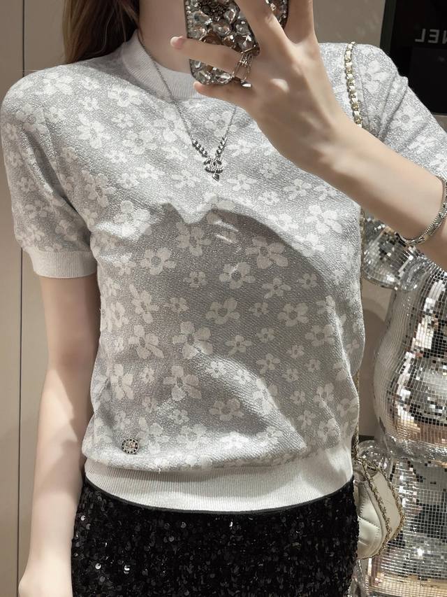 Chane*24夏季新款小香短袖重工日本金丝线提花 上身气质小女人！2色sml现货