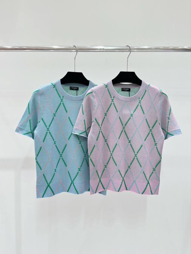 Ch家 春夏新款 网格双c提花针织圆领短袖 颜色： 蓝色 紫色 尺码：36.38.40