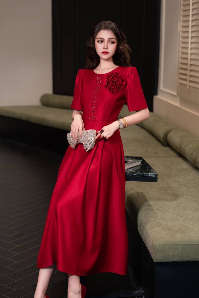 连衣裙 夏季新款连衣裙 品牌：土耳其系列 颜色： 红色 橘色 码数：M～Xxxl