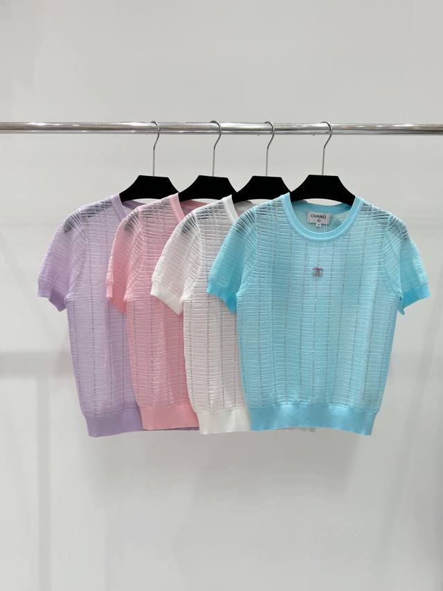 Ch家 春夏新款 纯色条纹烫钻针织圆领短袖 颜色：紫色 蓝色 粉色 白色 尺码：36.38.40